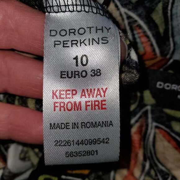 Dorothy Perkins High low Tank – Small - Picture 5 of 6